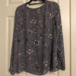 💕Beautiful mauve floral LOFT blouse L
